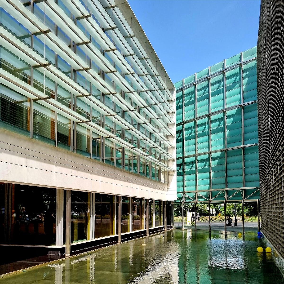 Restaurant "Nordische Botschaften - Felleshus" in Berlin