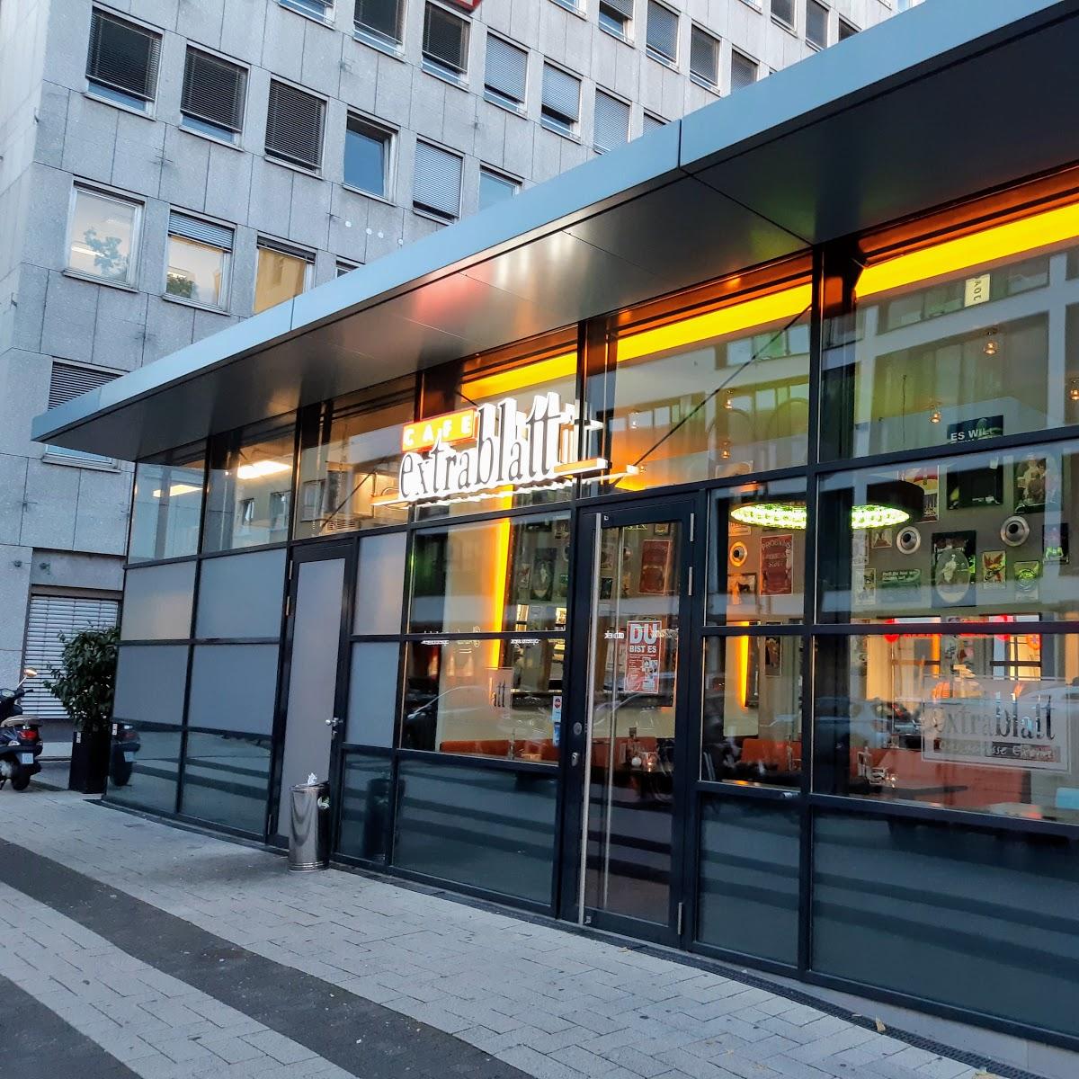 Restaurant "Cafe Extrablatt  Breite Straße" in Köln