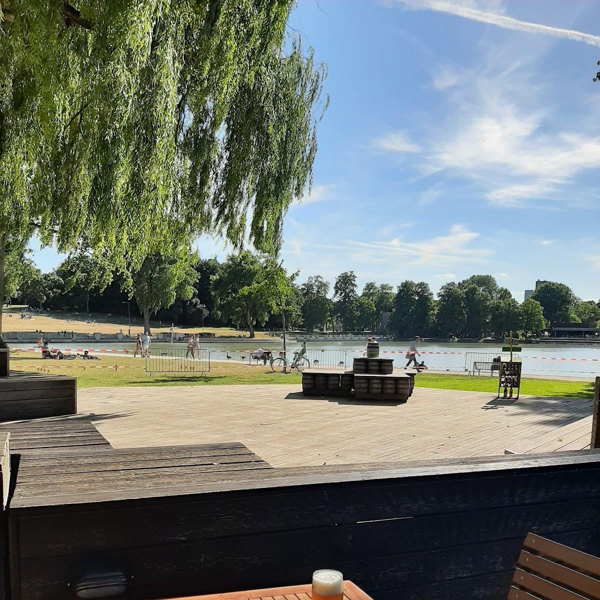 Restaurant "Biergarten am Aachener Weiher" in Köln