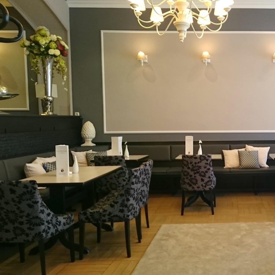 Restaurant "Café Neumann" in Meiningen