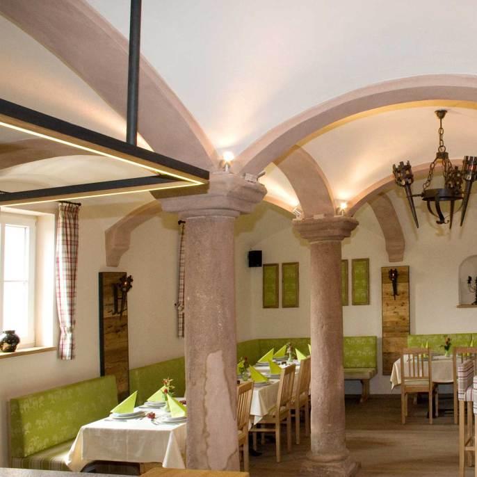 Restaurant "Gasthaus & Pension zum Hirschen am Altmühlsee" in Muhr am See