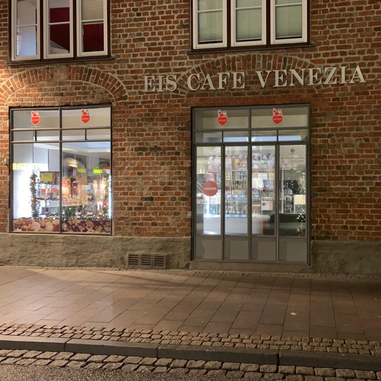Restaurant "Eis Cafe Venezia" in Lübeck