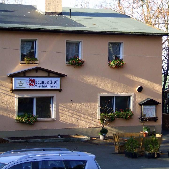 Restaurant "Berggasthof und Pension  Neu-Friedrichsruh " in Lößnitz