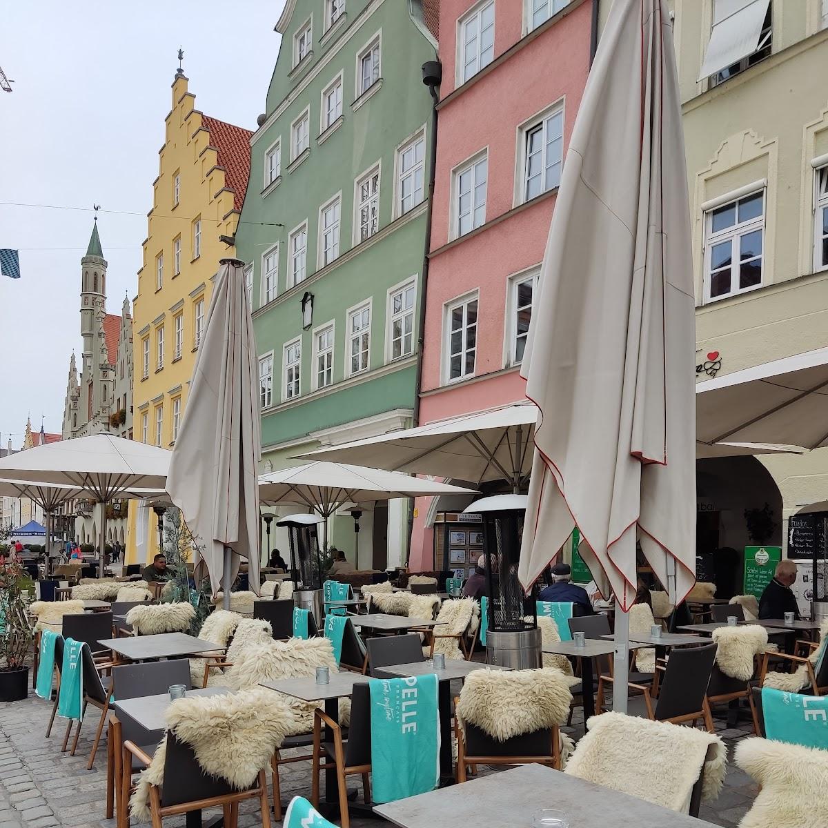 Restaurant "Cafe-Bar Lavazzas" in Landshut