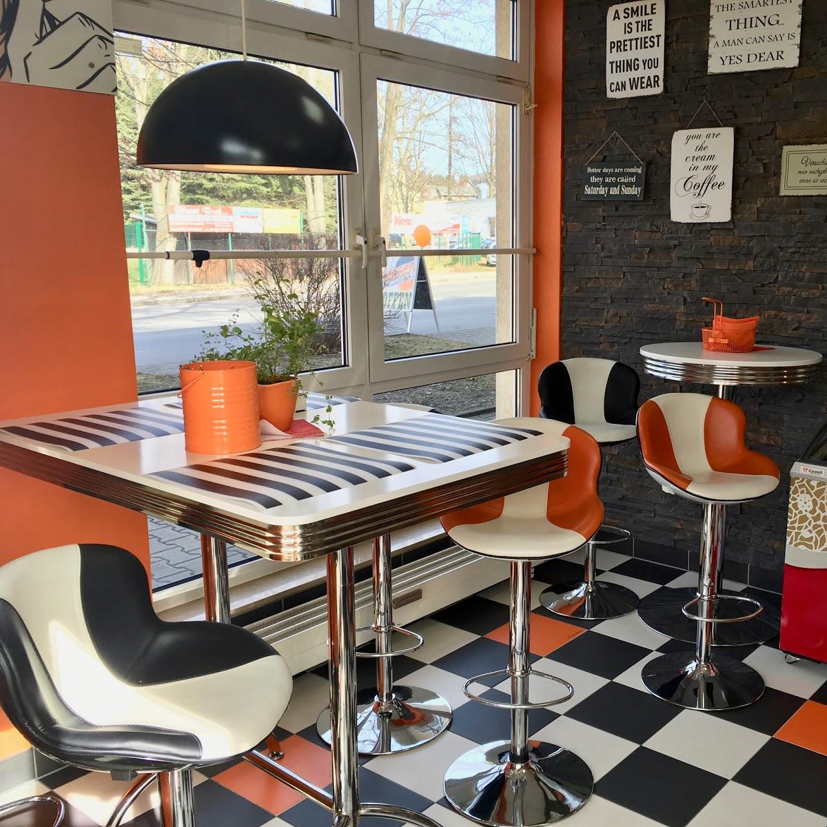 Restaurant "pizzapuzzle Neustadt Pizzaservice- Bistro- Pizzeria- Catering" in Neustadt in Sachsen