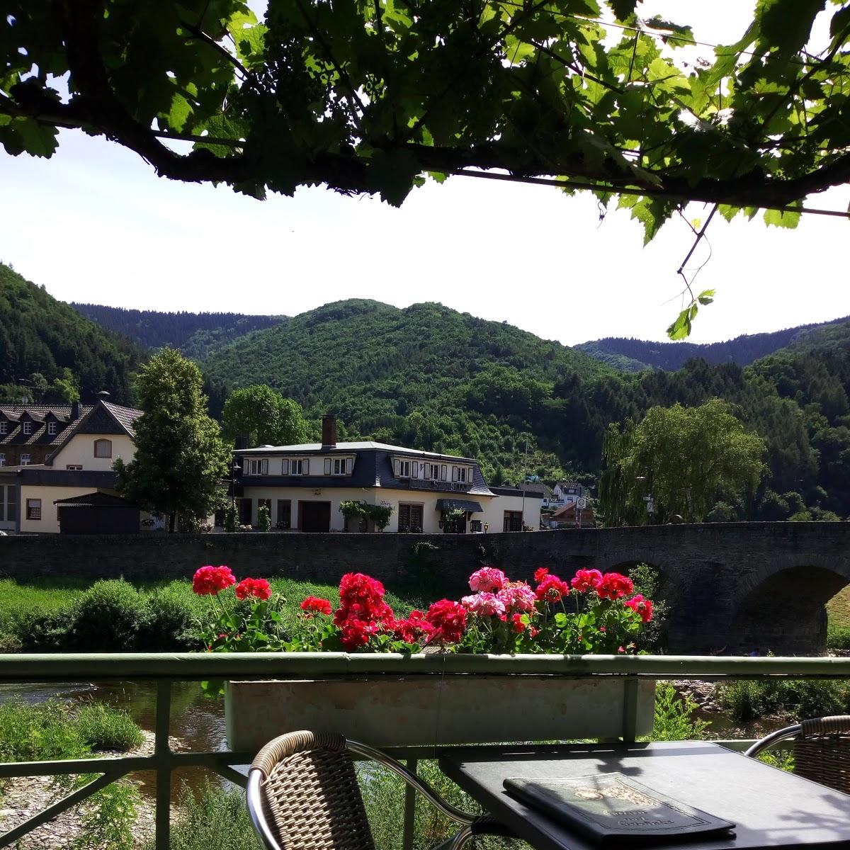 Restaurant "Weingut & Restaurant St. Nepomuk" in Rech