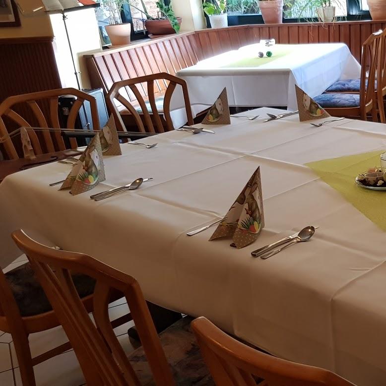 Restaurant "Landgasthaus Zum Rosengarten" in  Golmbach