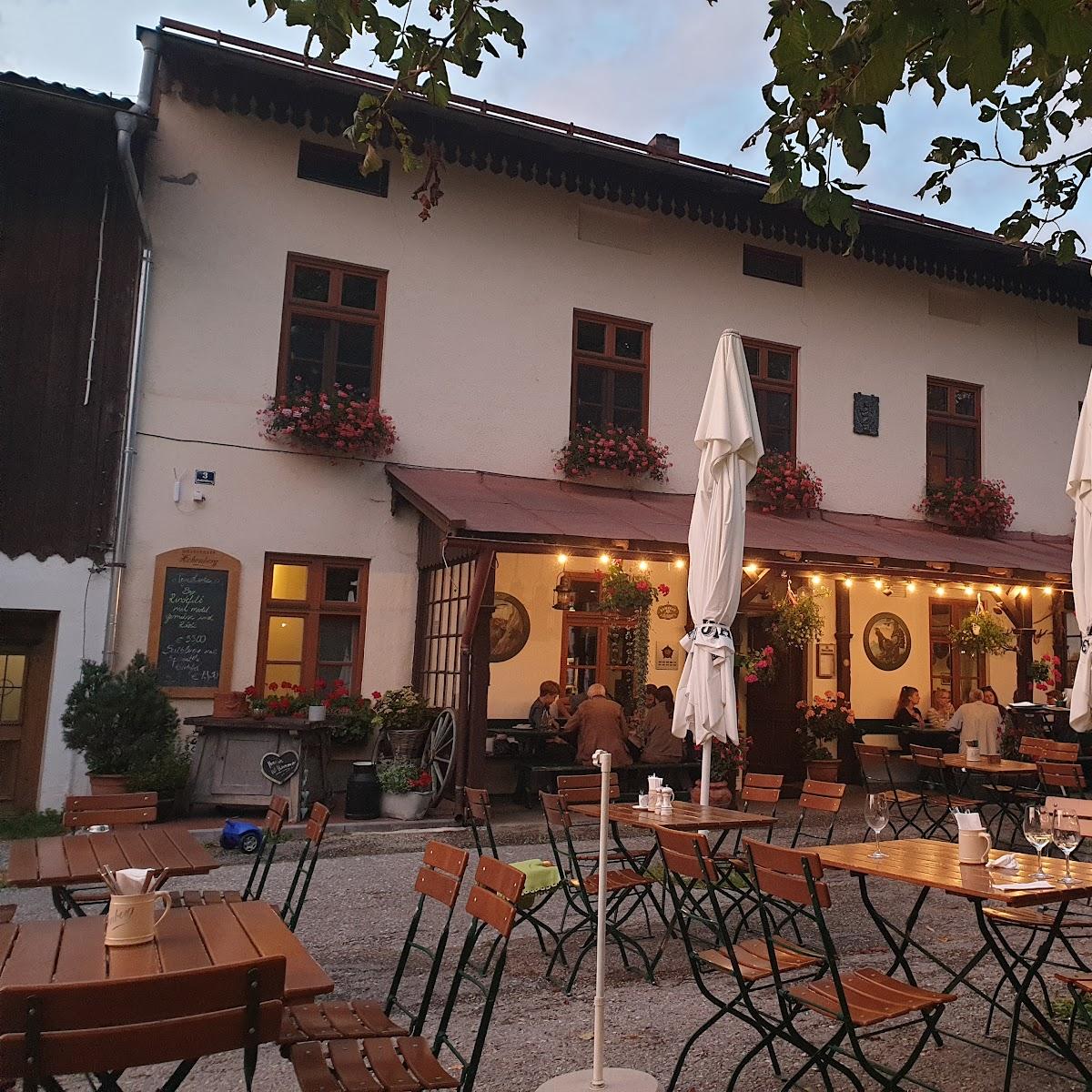 Restaurant "Schlossgaststätte Hohenberg" in Seeshaupt