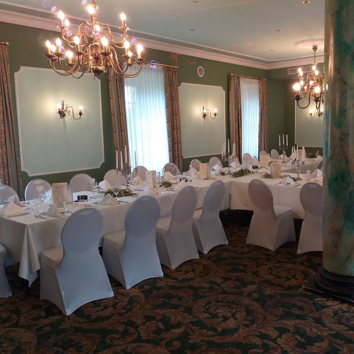 Restaurant "Schloß-Restaurant  Le Château " in Schkopau