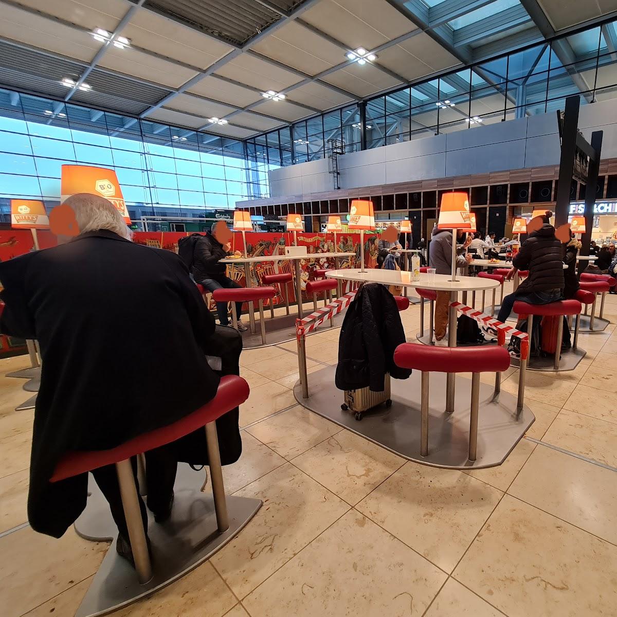 Restaurant "Wittys Bio Currywurst BER Terminal 1" in Schönefeld