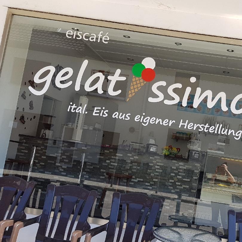 Restaurant "Eiscafe Gelatissimo" in Rheinau