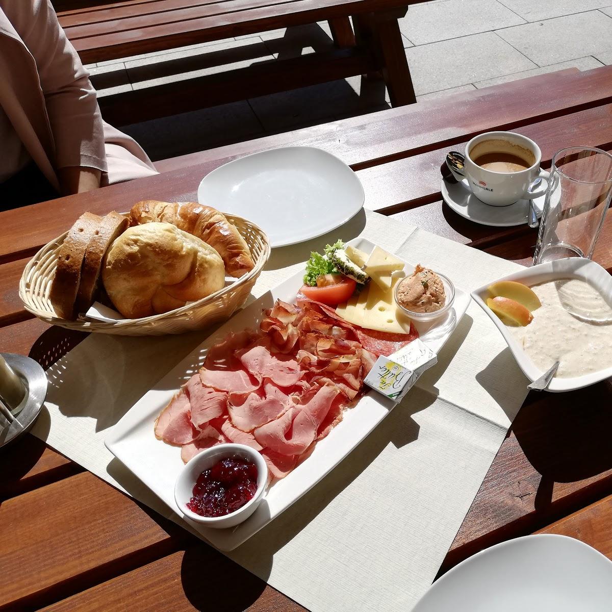 Restaurant "Blaha Hof" in Höchst