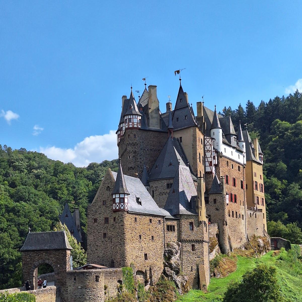 Restaurant "Landhaus vor Burg Eltz" in Wierschem