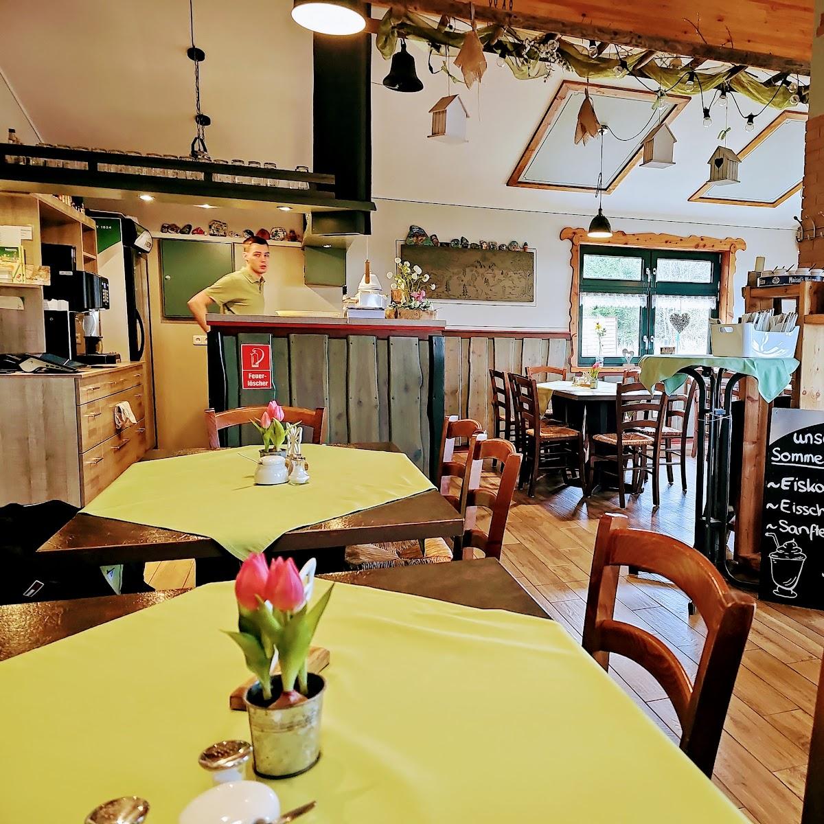 Restaurant "Hoheleyer Hütte" in Winterberg