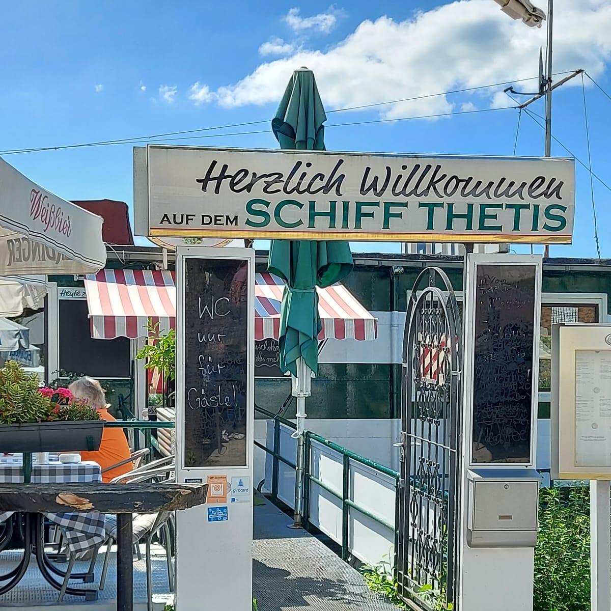 Restaurant "Thetis-Gastschiff" in Essen