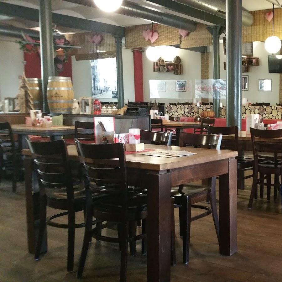 Restaurant "Brauhaus Zwölf Apostel" in Worms