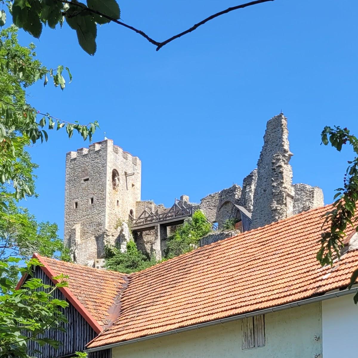 Restaurant "Burggasthof Weißenstein" in Regen