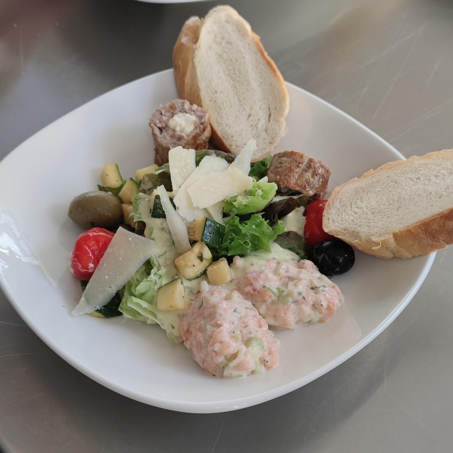 Restaurant "Chris Schmankerlwogn" in Sankt Oswald-Riedlhütte