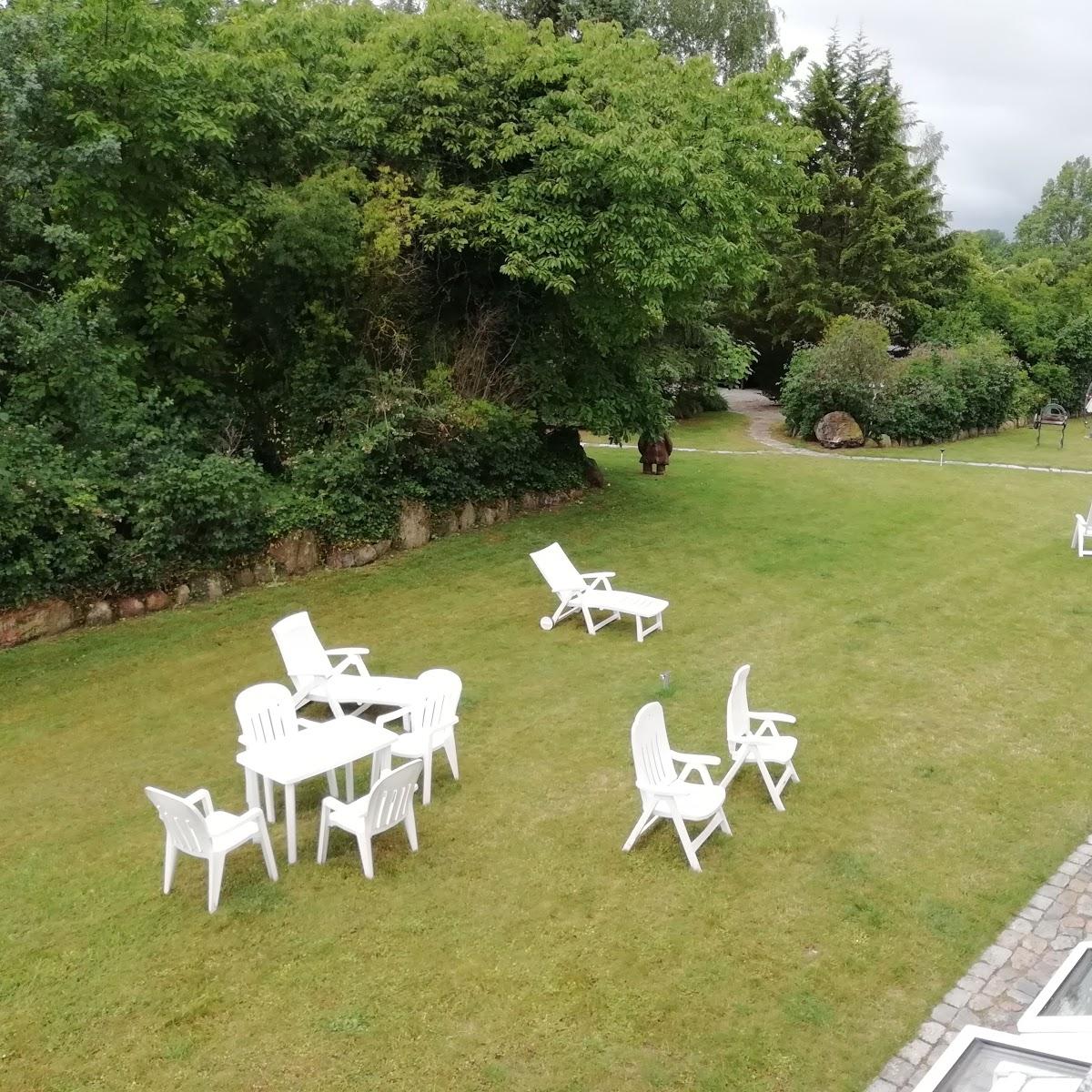 Restaurant "Ostseeresidenz Wischuer - Ferienwohnung 17" in Biendorf