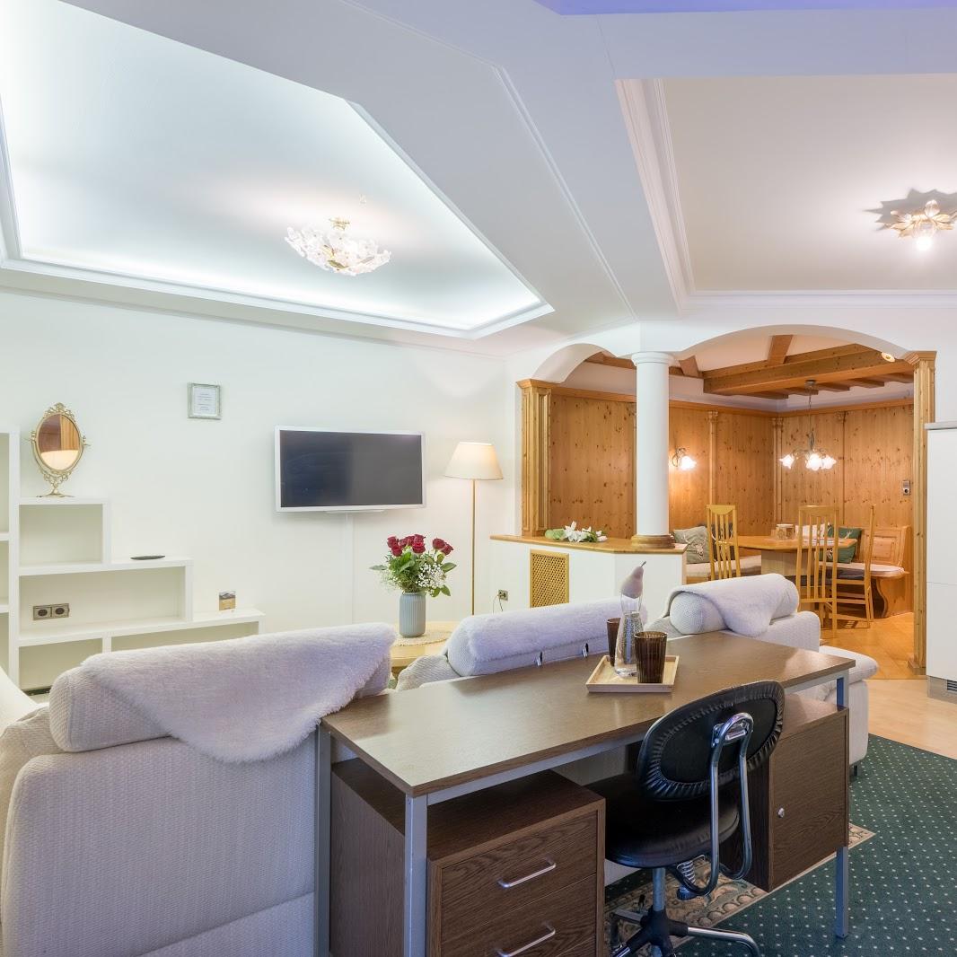 Restaurant "Gasthof Restaurant Pizzeria Enzian" in Tannheim