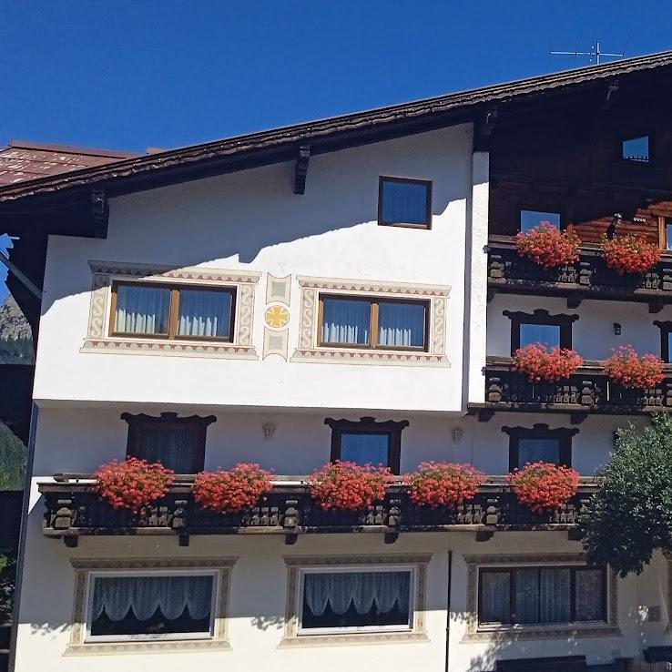 Restaurant "Hotel Goldenes Kreuz" in Tannheim