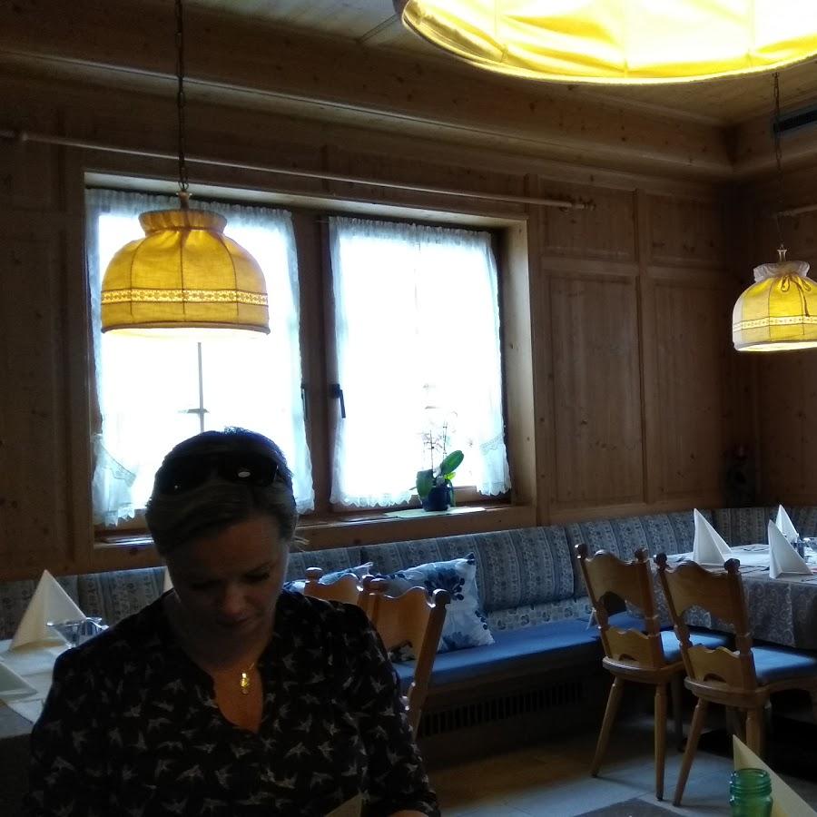 Restaurant "Cafe - Restaurant Guthof" in Schattwald