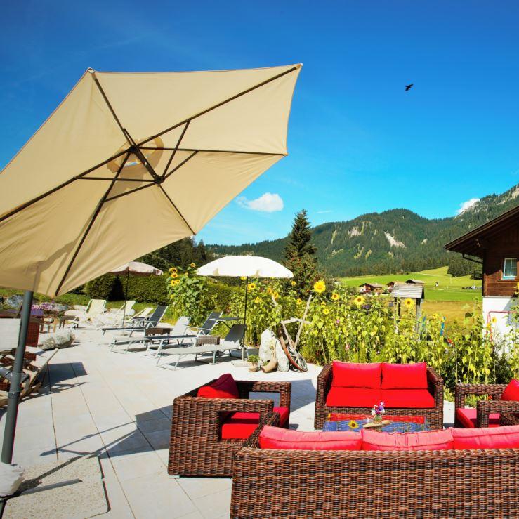 Restaurant "Landgasthof Schuster" in Nesselwängle