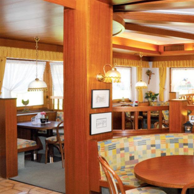 Restaurant "DORFCAFE-" in Haldensee