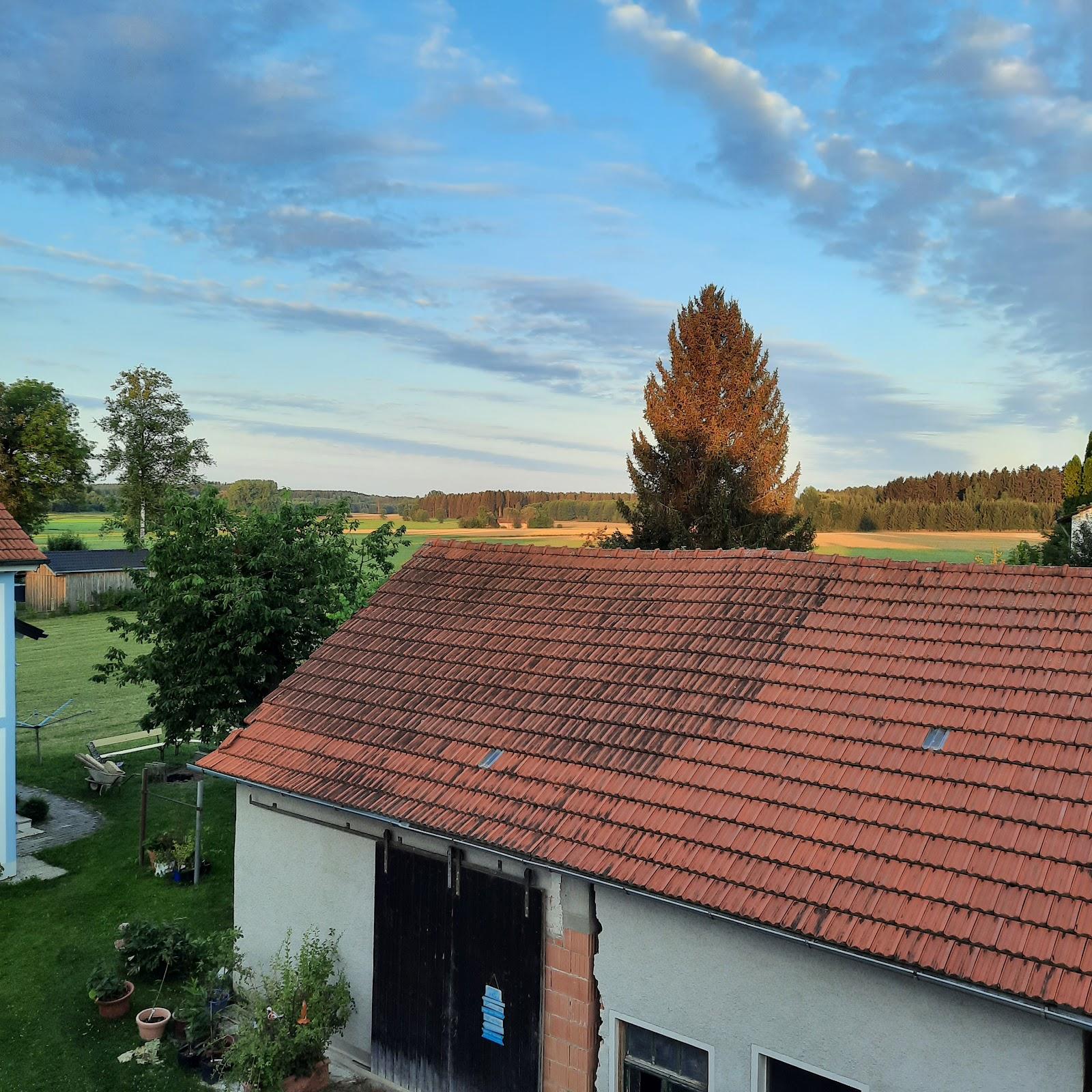 Restaurant "gästehaus neubauer in hörbach" in Althegnenberg