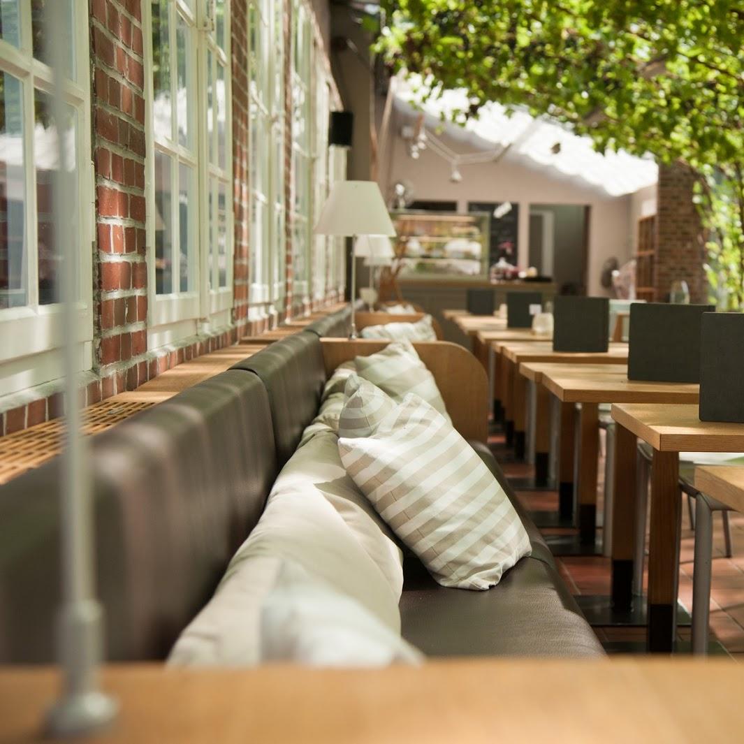 Restaurant "Schlossparkcafé" in Lütetsburg