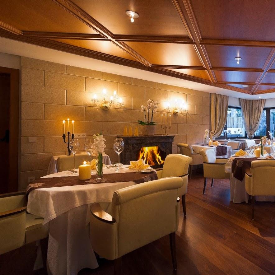 Restaurant "Restaurant Kaminstube" in Brunico