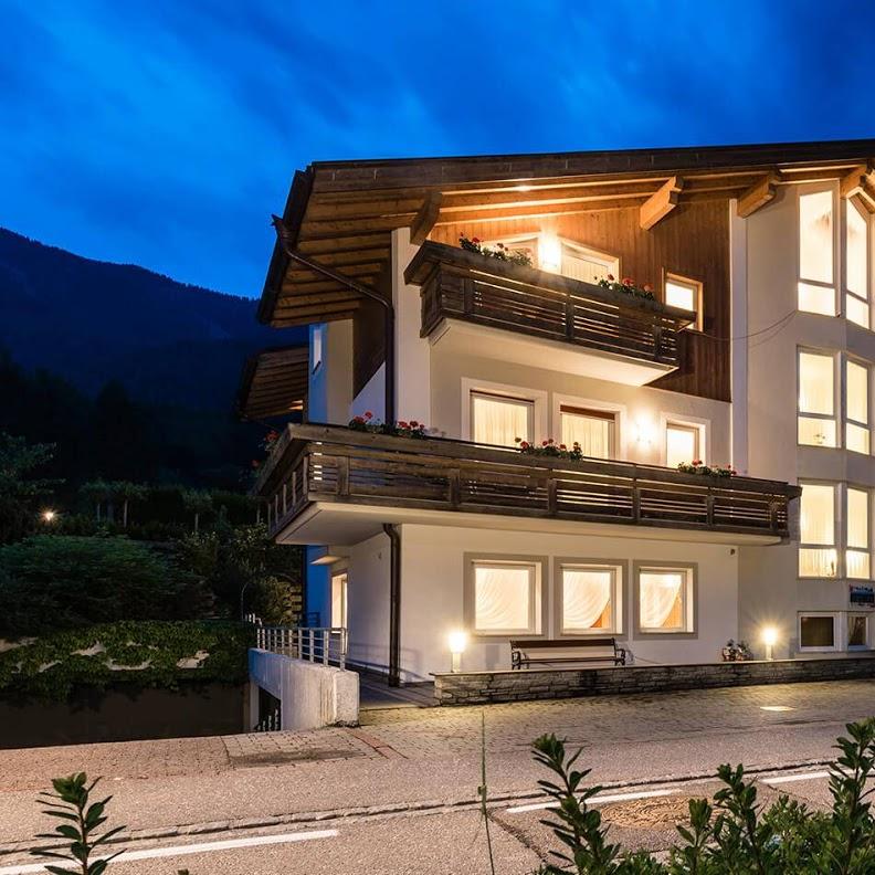 Restaurant "Pension Prack" in Reischach