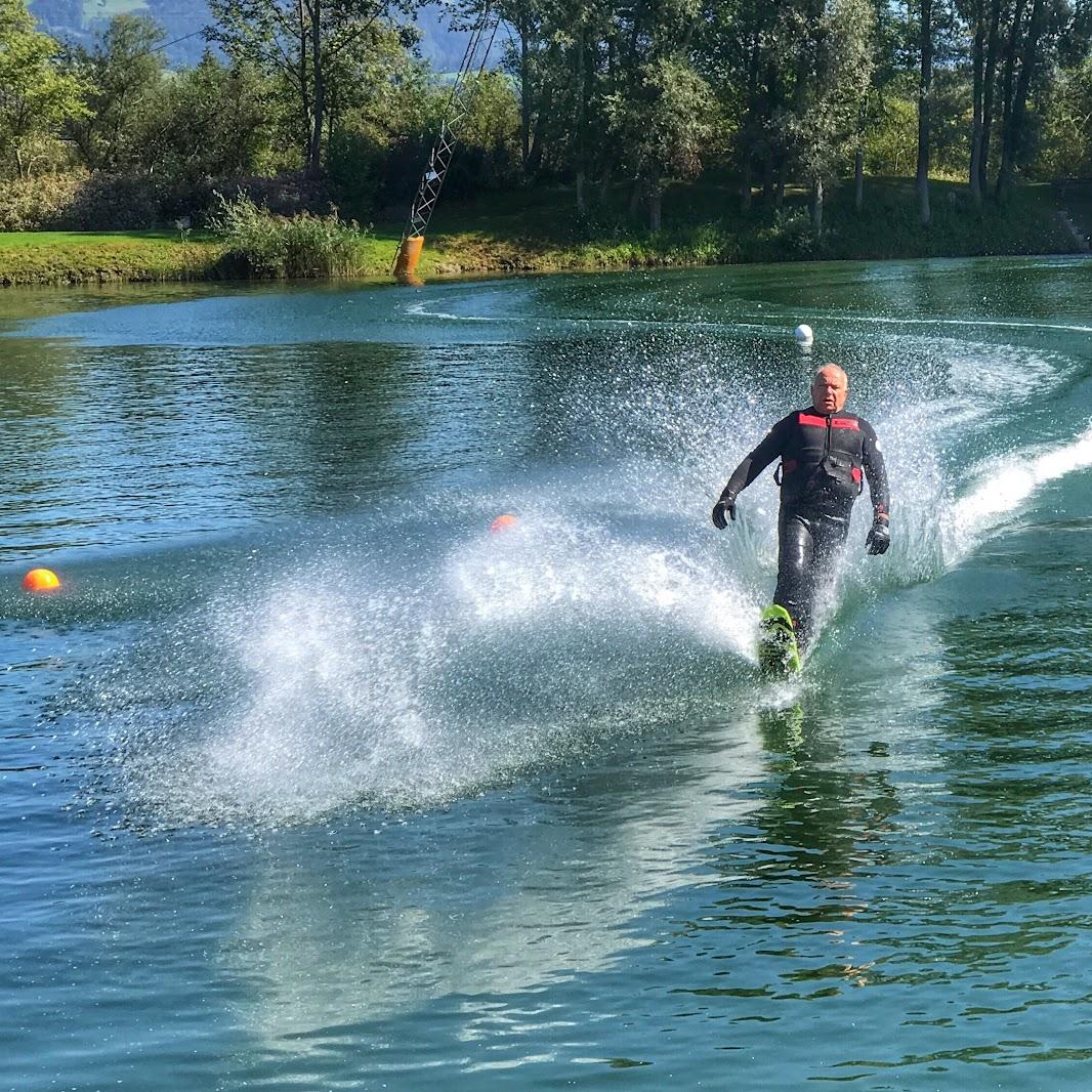 Restaurant "Five Hole Gastro GmbH" in Kiefersfelden