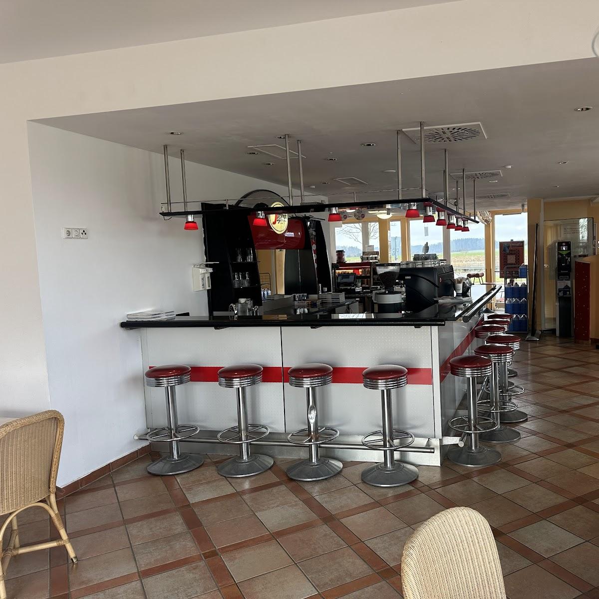 Restaurant "Tank & Rast Gastronomie" in Dietingen