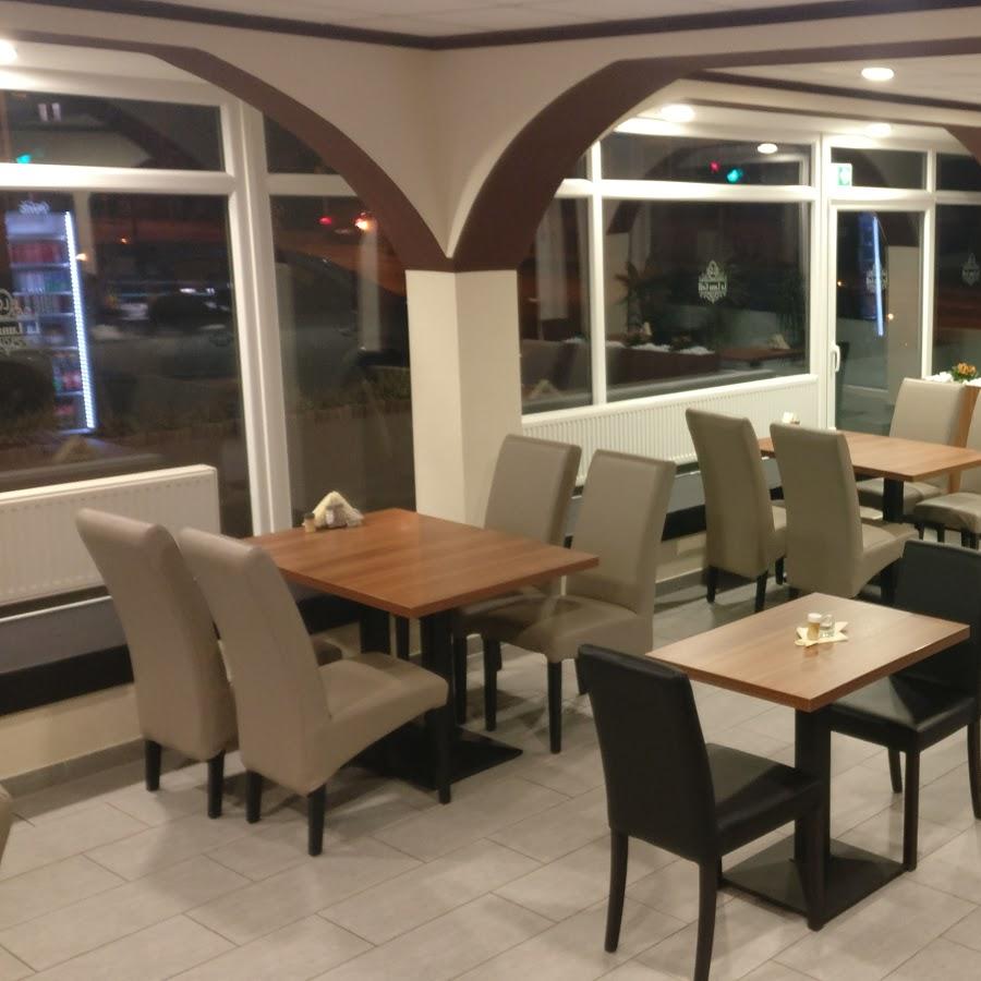 Restaurant "La Luna Grill Restaurant," in Lage