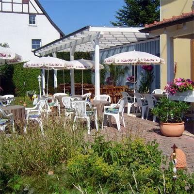 Restaurant "Landgasthof Schwanen Glashütte" in Stetten am kalten Markt
