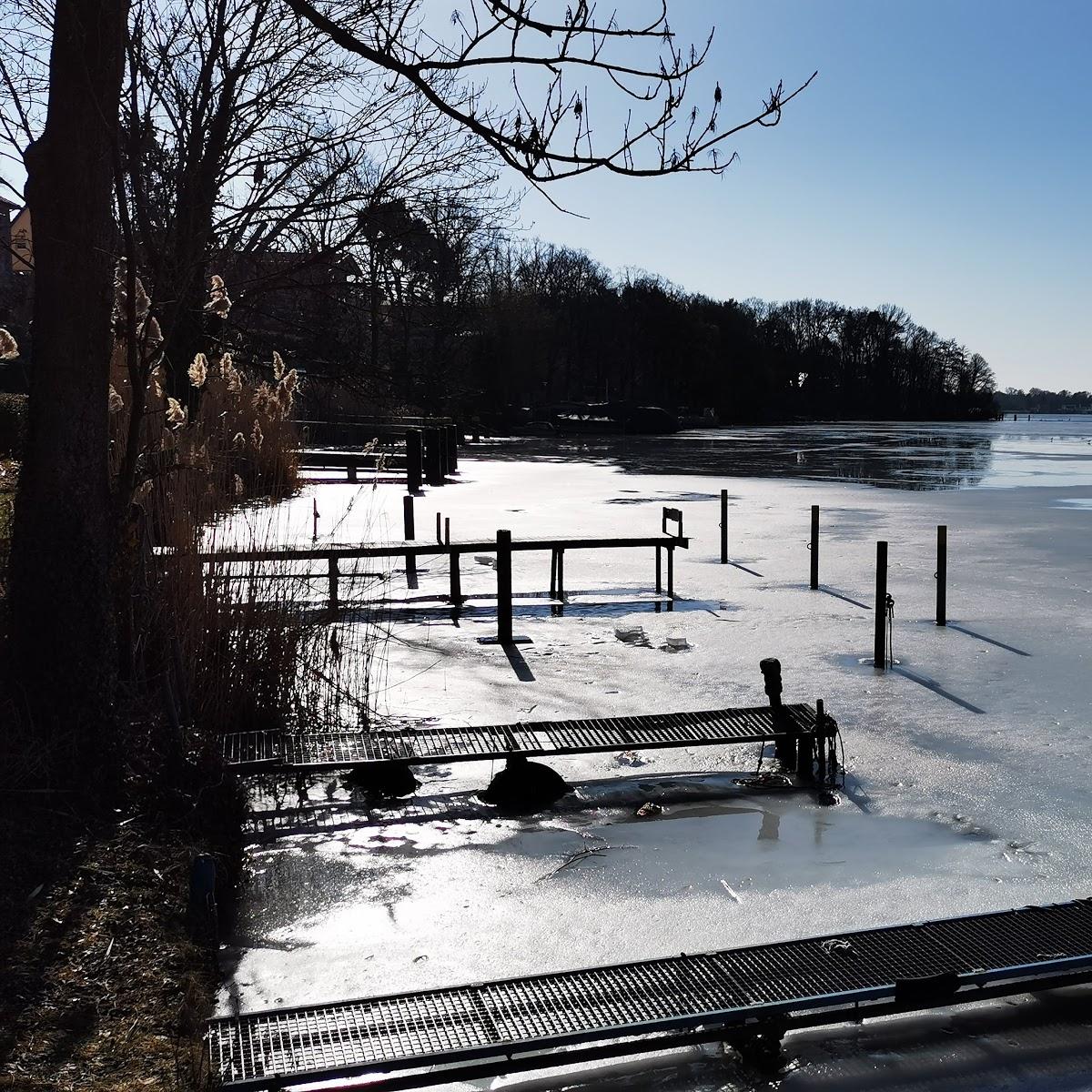 Restaurant "Schifferstube Kranichsberg" in Woltersdorf
