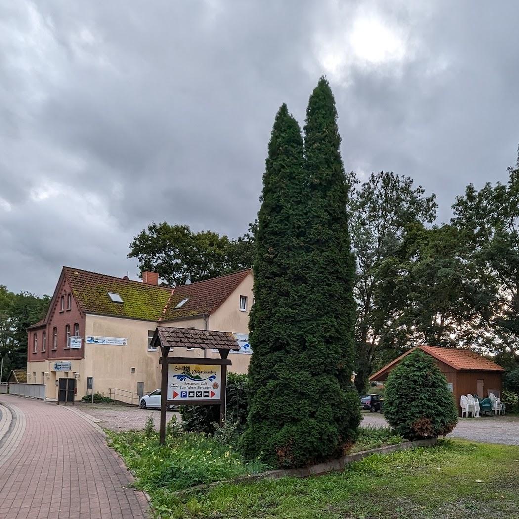 Restaurant "Hotel-Restaurant am Königszinnenberg Angelo Winkler Gaststättenbtr. UG" in Bodenwerder