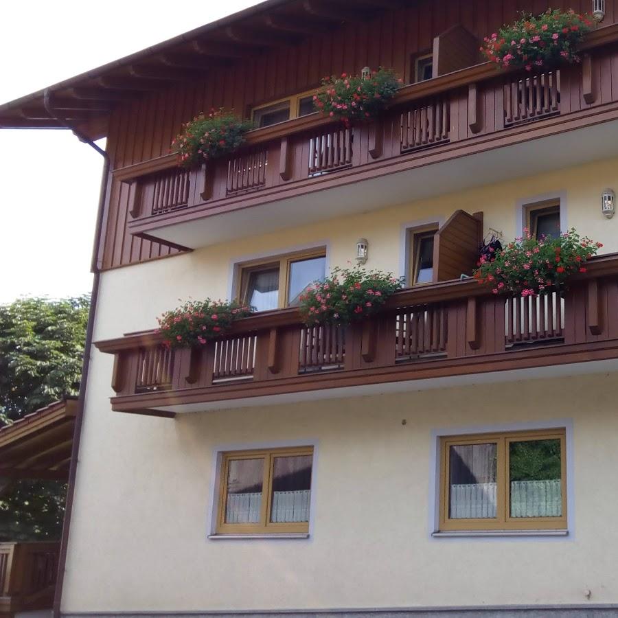 Restaurant "Klaus Achatz Gastwirtschaft Metzgerei" in Arrach