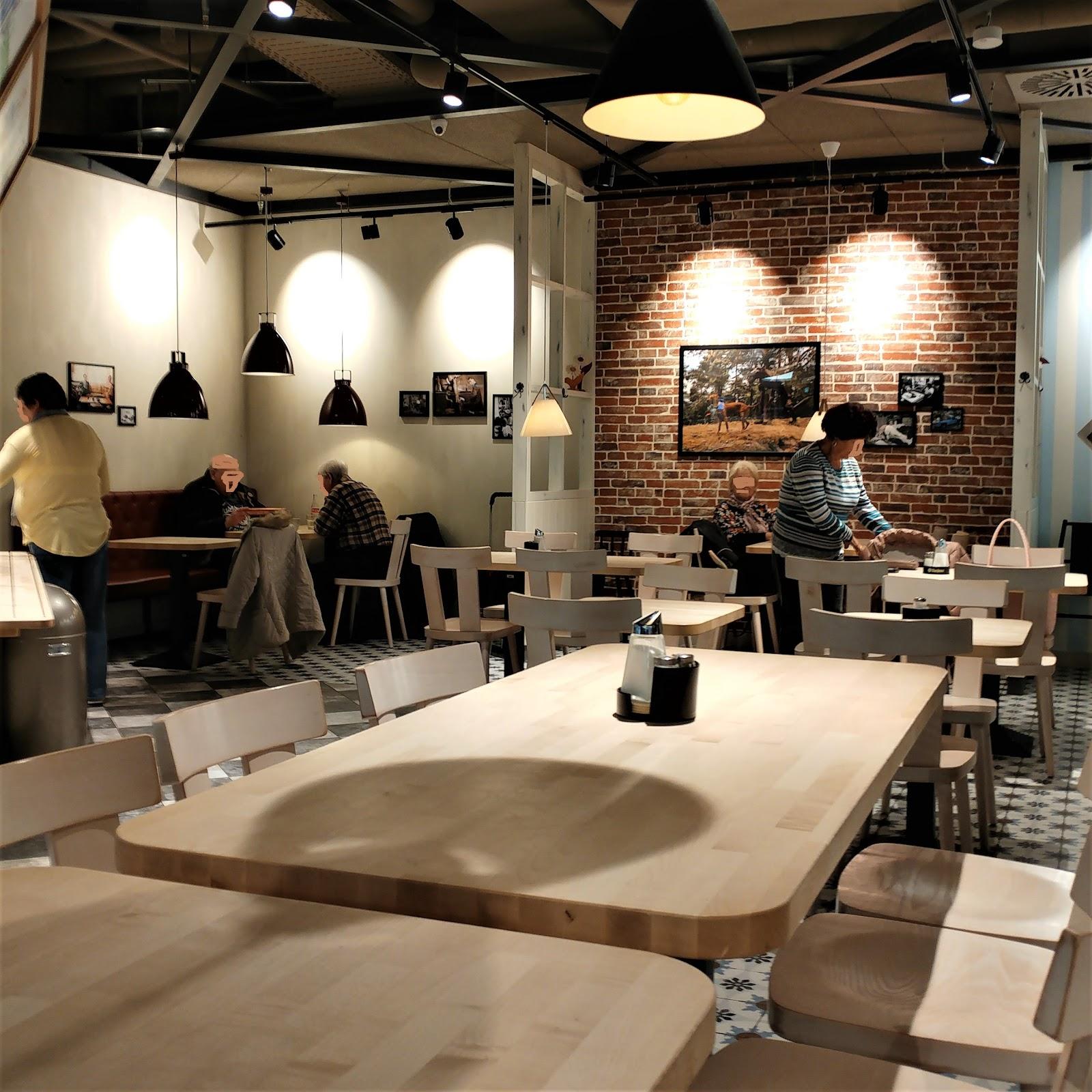 Restaurant "Schmidt and Lehmann" in Berlin