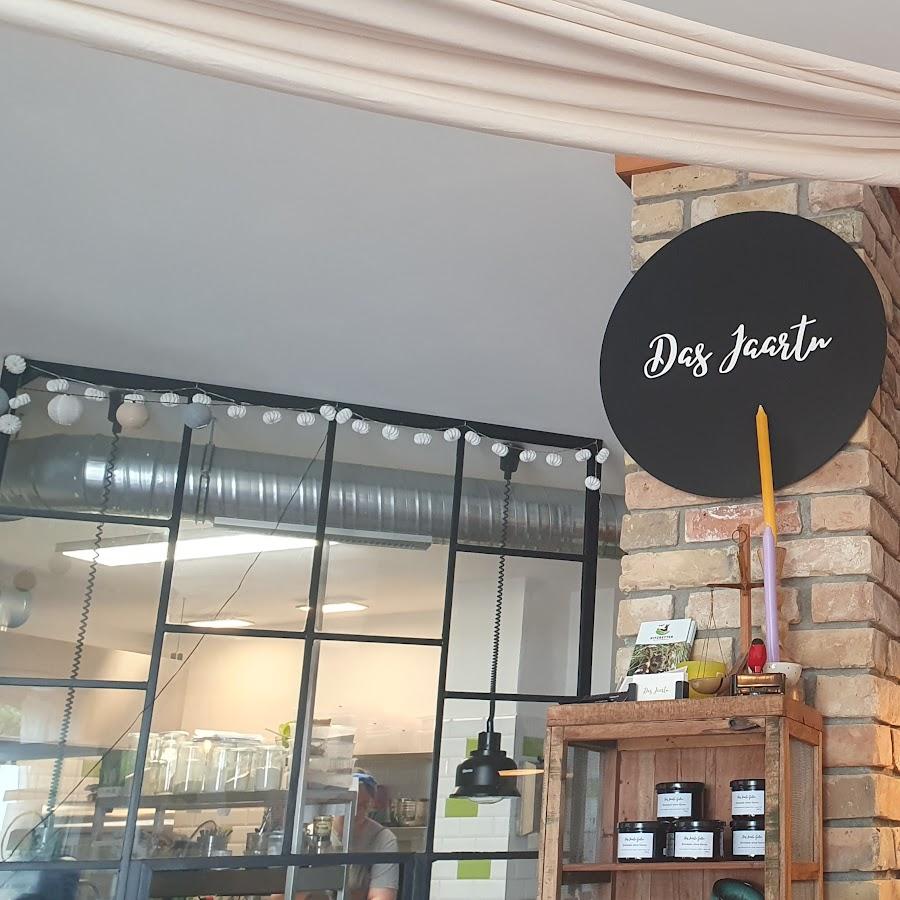 Restaurant "Das Jaartn" in Schönefeld