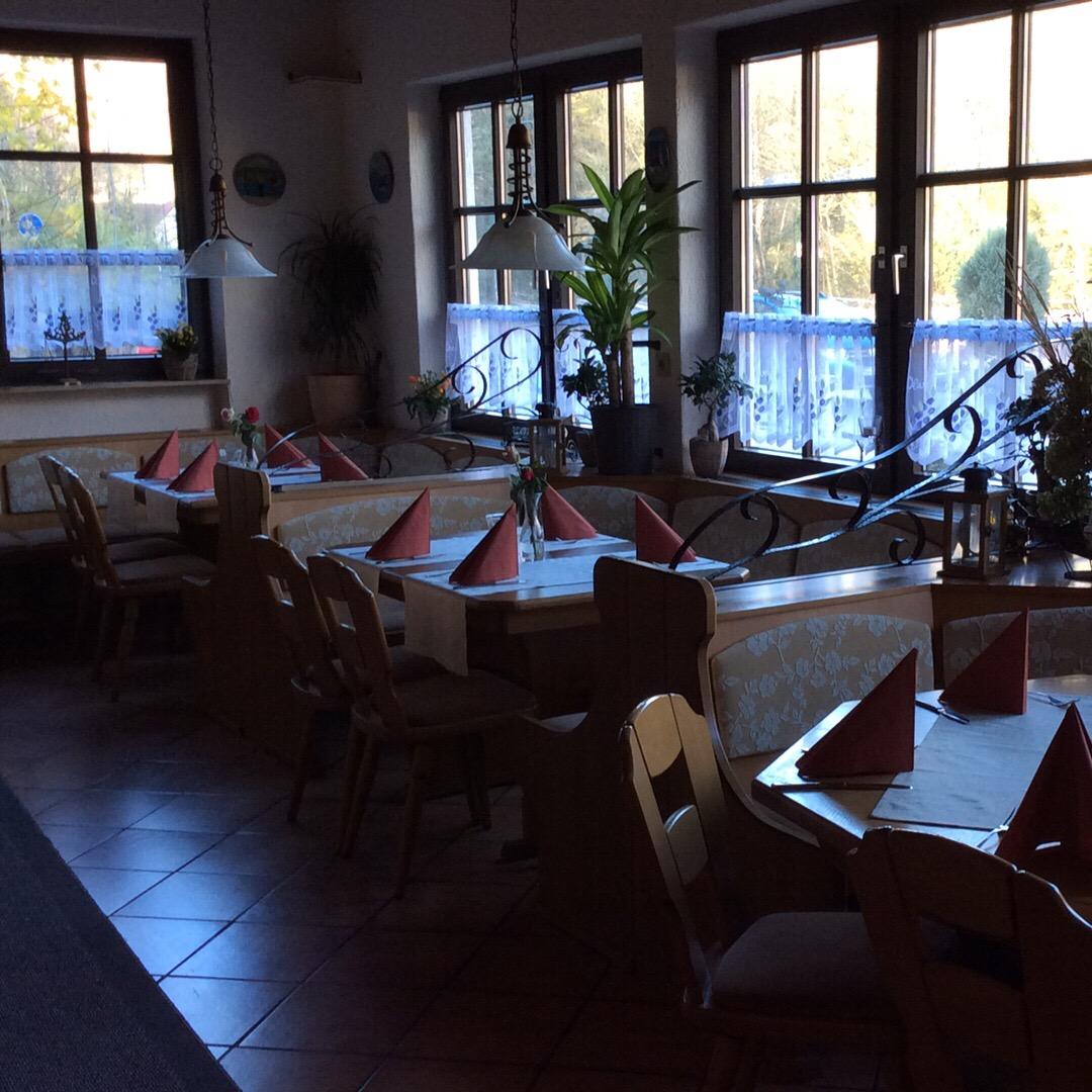 Restaurant "Restaurant Zur Kapelle" in  Weinstraße