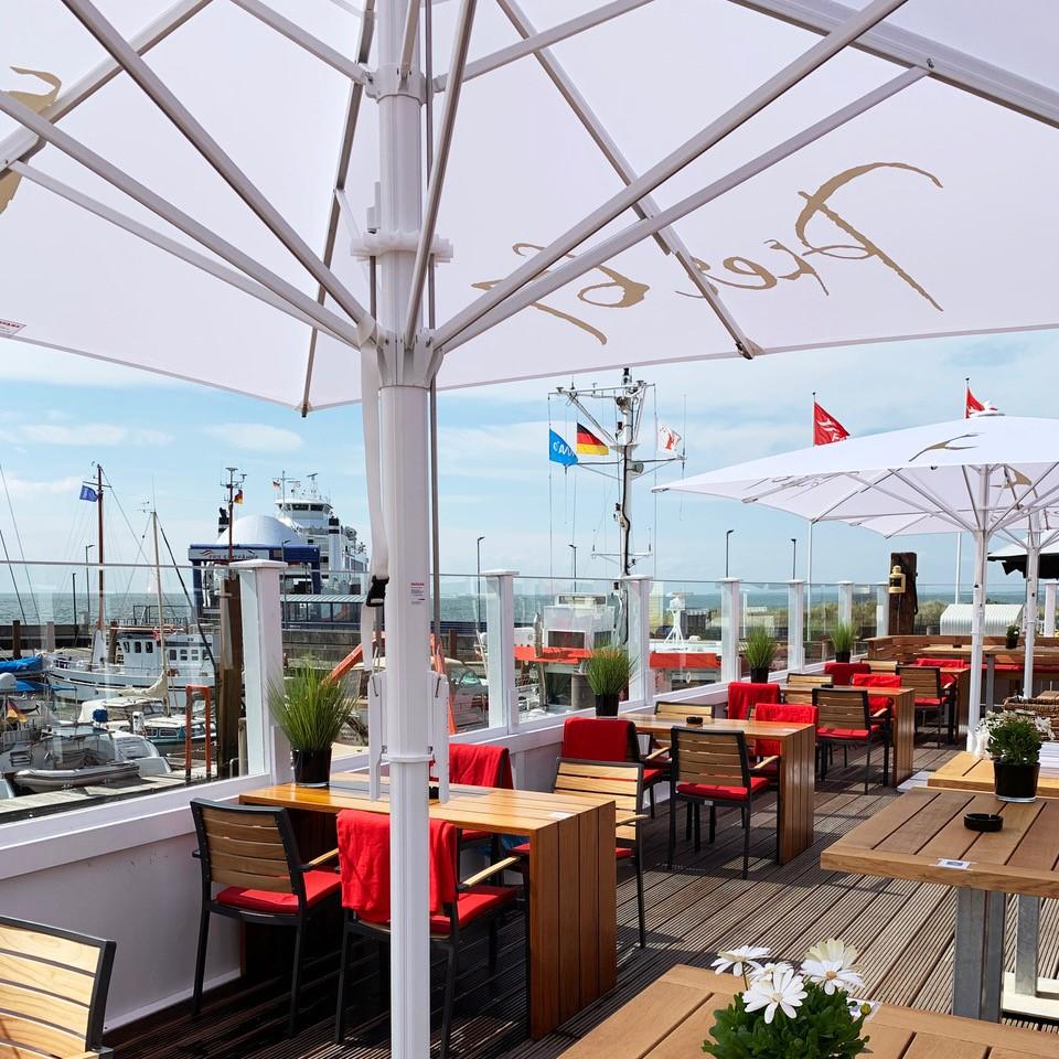 Restaurant "Pier 67" in List
