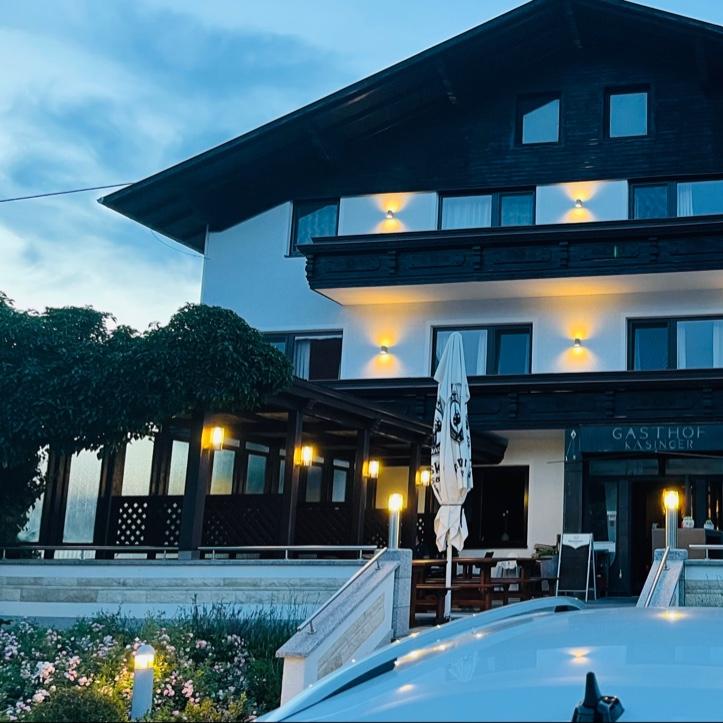 Restaurant "Wirt z