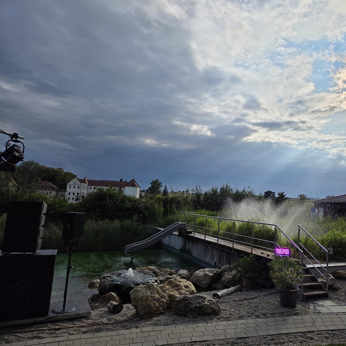 Restaurant "Stoffels Kiosk im Naturbad" in Tettenweis