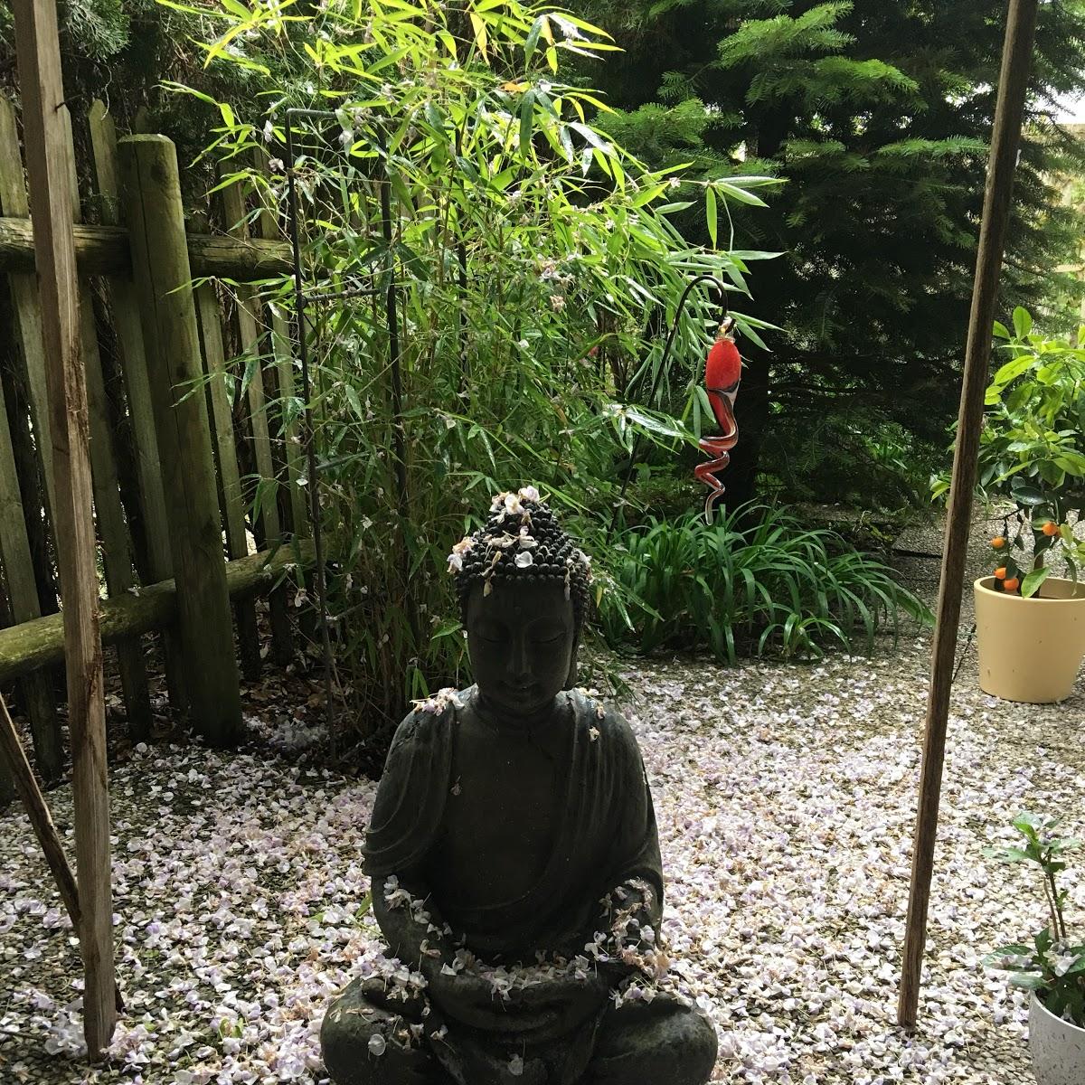 Restaurant "Hotel - Pension - Private Zimmer-Vermietung Ruthellens Home" in Planegg