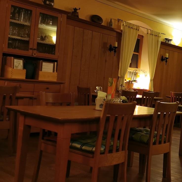 Restaurant "Permeringer Hof" in Taufkirchen (Vils)