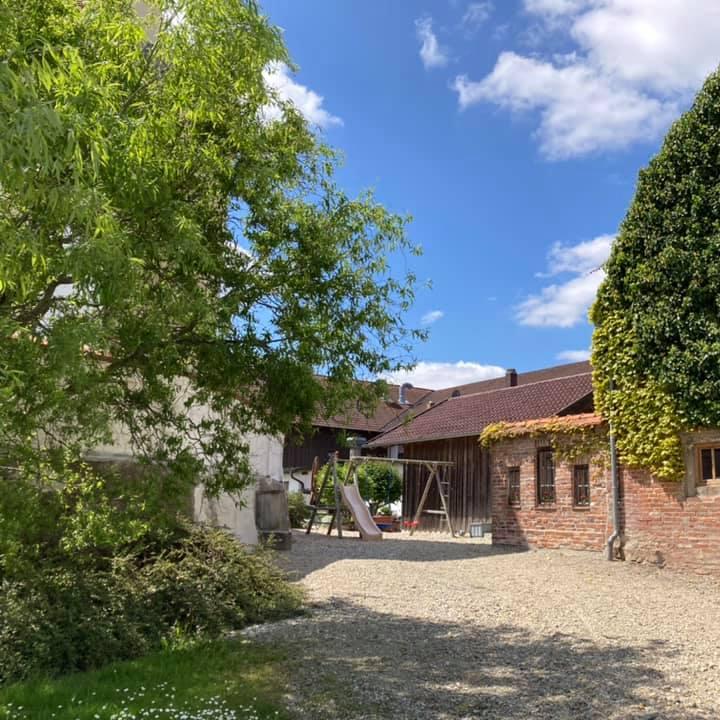 Restaurant "Biergarten Gasthaus Linke Neuhofen" in Postmünster