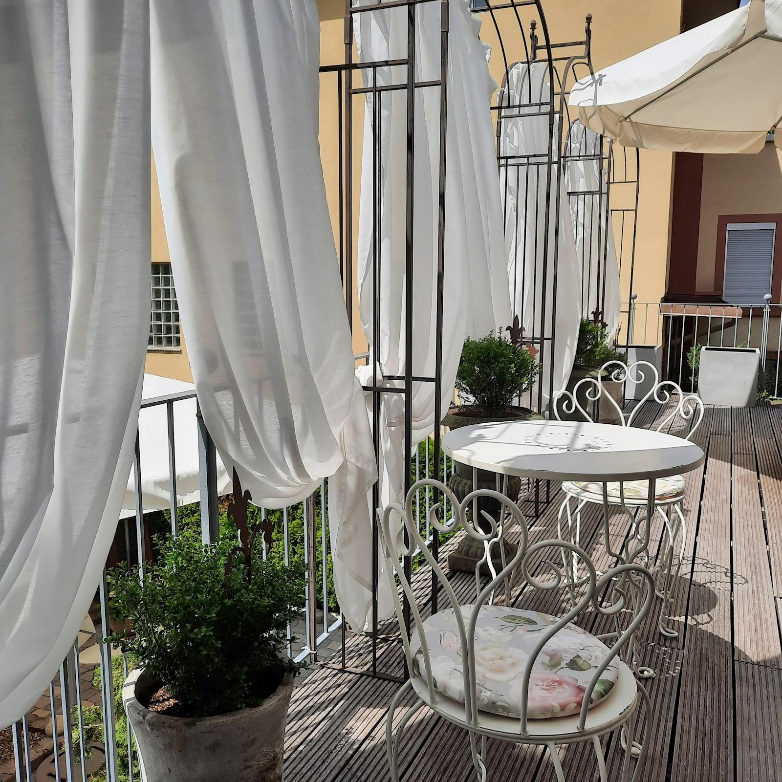 Restaurant "Maincottage" in Randersacker