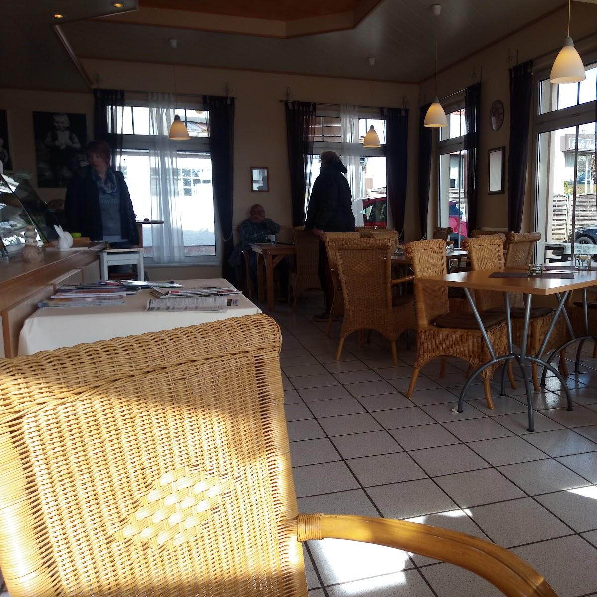 Restaurant "Café Petit" in Bleialf